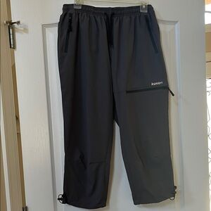 Women's Activewear Cropped Pants